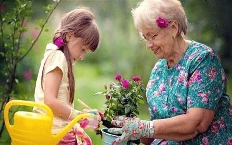 دراسة: غرس الرأفة لدى الأطفال يجعلهم