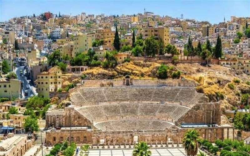 انخفاض على الحرارة وأمطار محتملة