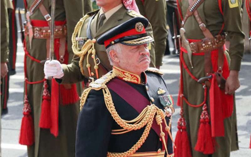 الملك : الأولوية صحة المواطن وحماية
