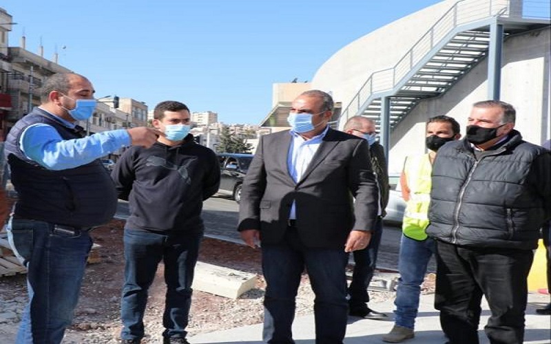 الشواربة يتفقد عبارات وسط البلد ومحطة