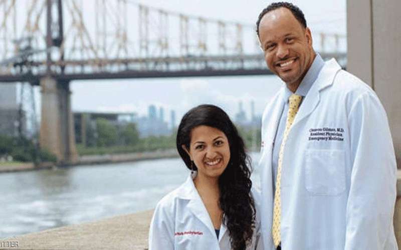 طبيب اميركي حذر من كورونا فطرد