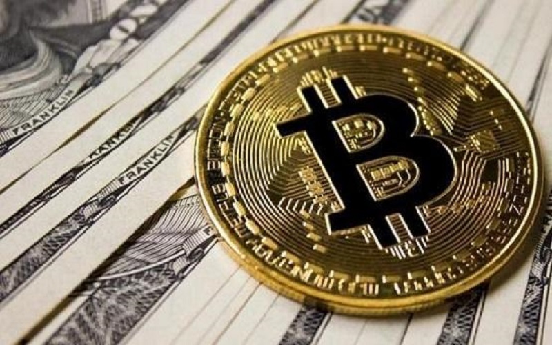 بيتكوين تقترب من أعلى سعر لها