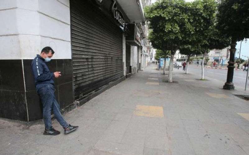 الأوبئة: علينا التمهل في فتح القطاعات