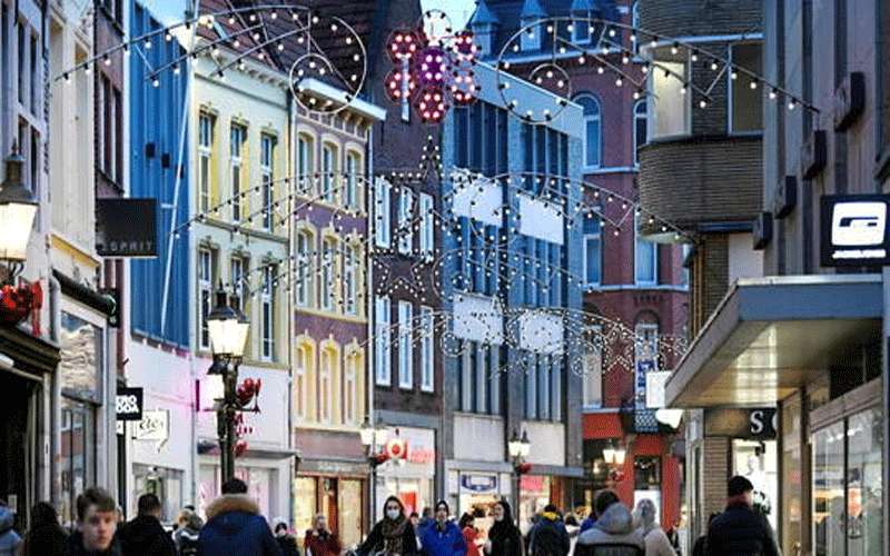 هولندا تفرض إغلاقا عاما لـ5 أسابيع