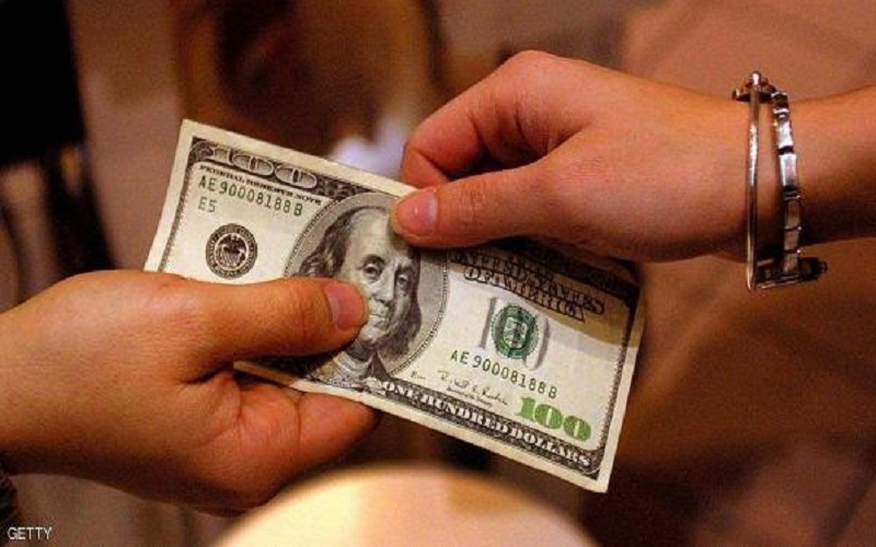 دراسة: نقص المال يزيد خطر الاضطرابات