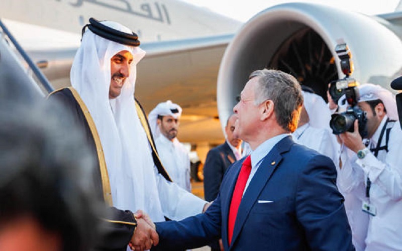 الملك يهنئ باليوم الوطني لقطر