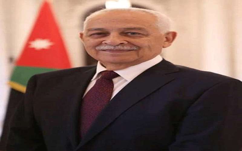 تسيلم 28 مسكنا لأسر عفيفة بعجلون