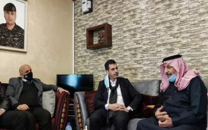 سعيدان يزور والد الشهيد المعايطة