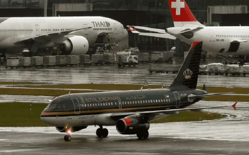 وزير النقل: إيقاف الرحلات من وإلى