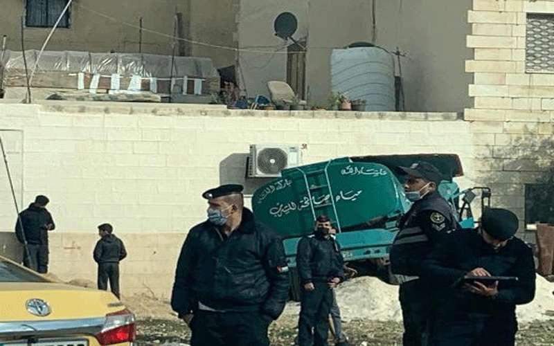 صهريج يداهم عمارة في عمان