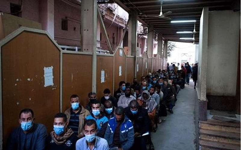 بدء توزيع لقاح كورونا في مصر