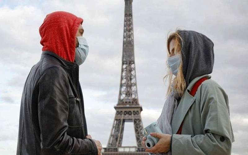 فرنسا لا تستبعد إغلاقا عاما ثالثا