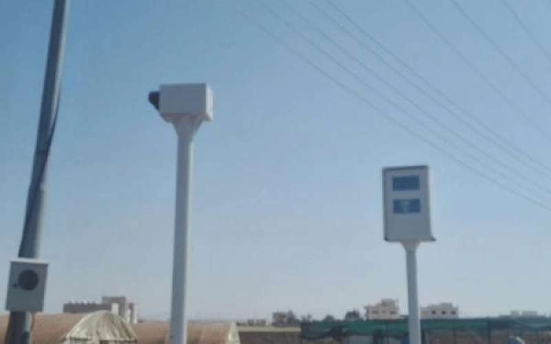 ضبط مركبة بسرعة 184 على طريق