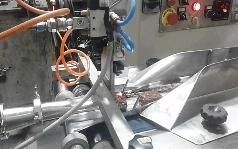 ضبط خط انتاج لتصنيع المعسل المقلد