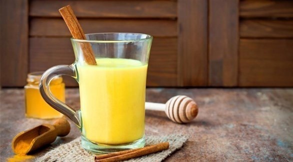 لماذا يجب شرب الحليب الذهبي يوميا؟