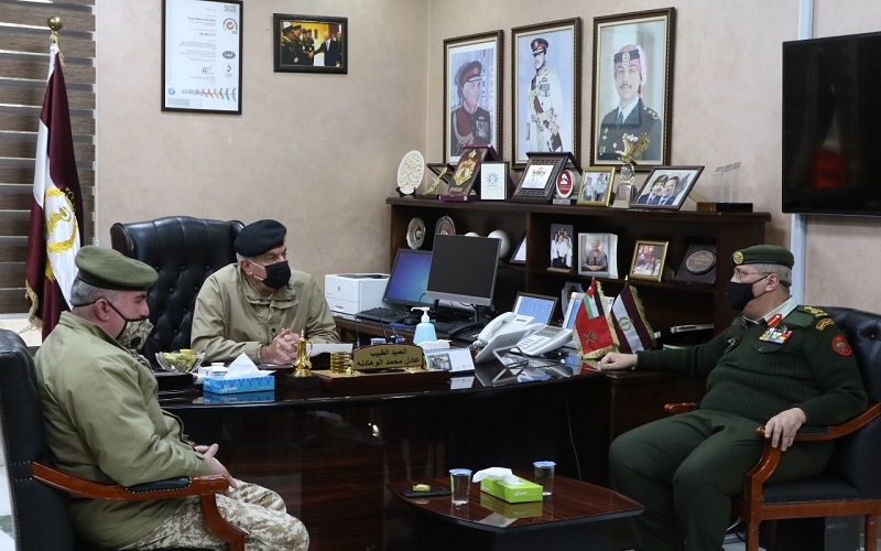 رئيس هيئة الأركان يزور مديرية الخدمات