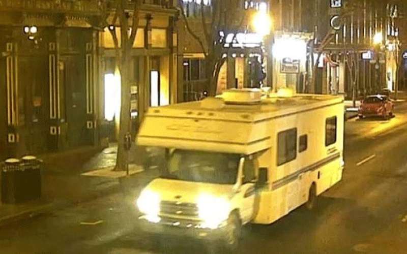 مجلة : لم يوصف منفذ تفجير