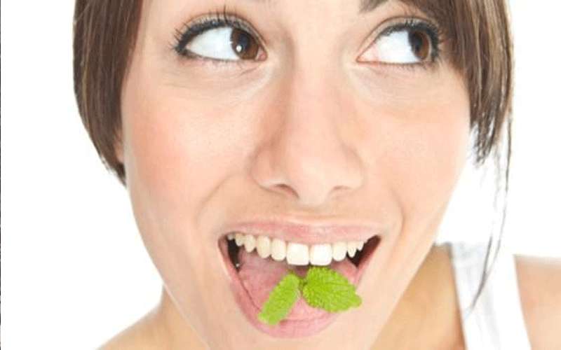 علاج رائحة الفم الكريهة لجميع مراحل
