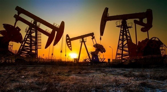 أسعار النفط ترتفع بعد تراجع الدولار