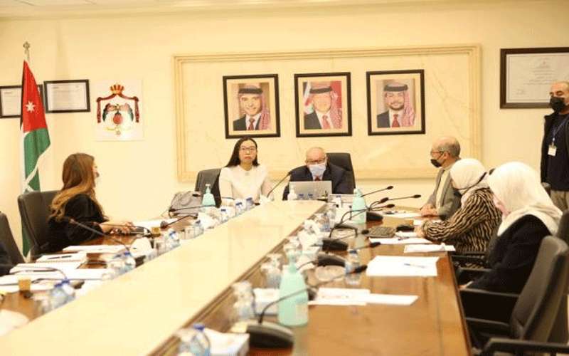 الكسبي: طرح عطاء إعادة تأهيل طريق