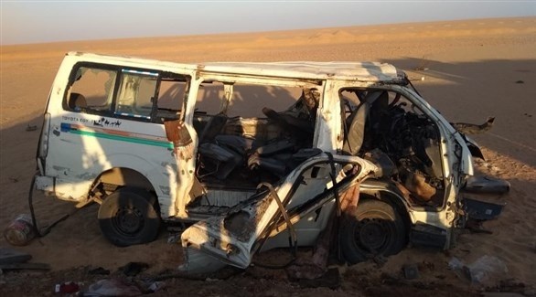 مقتل 12 مصريا بعد تصادم حافلتين
