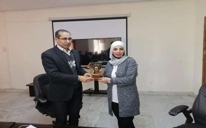 الثقافة تكرم مديرة التراث حنان دغمش