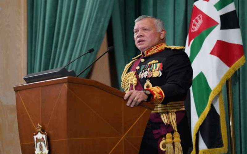 الملك يفوز بلقب شخصية العام 2020