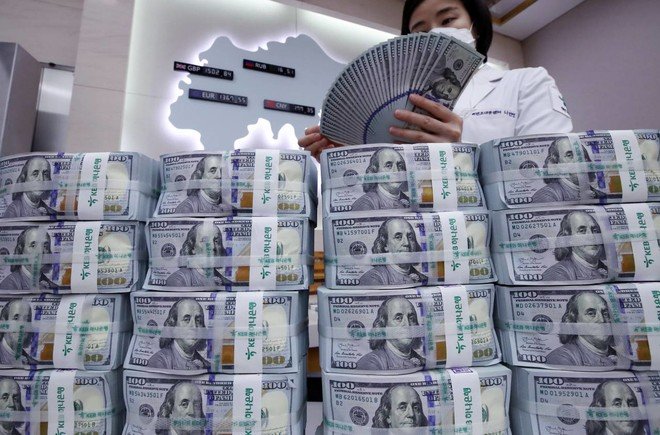 5 أشخاص يضيفون 259 مليار دولار