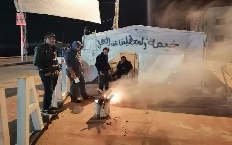 الامن يعتقل ٨ معتصمين امام الديوان