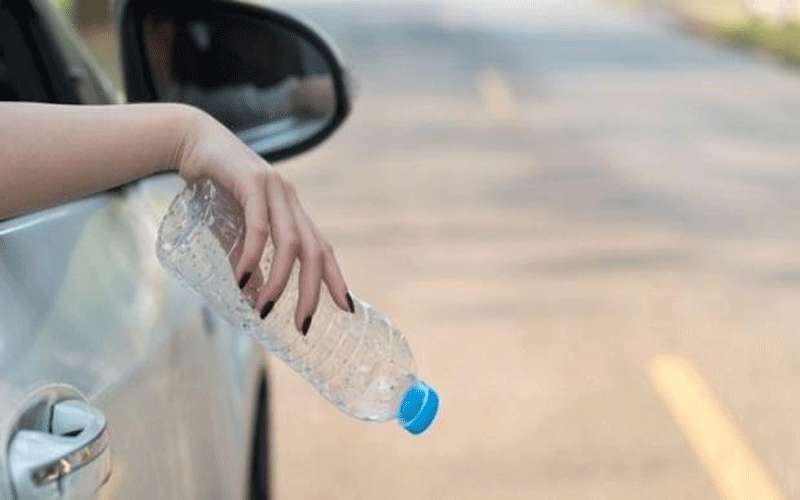 20 دينارا مخالفة رمي المهملات من