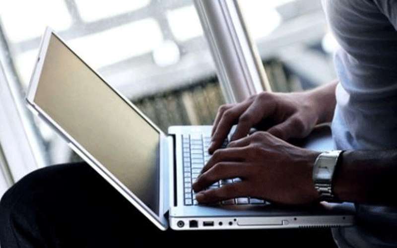 السماح بإدخال حواسيب إلى الأردن دون