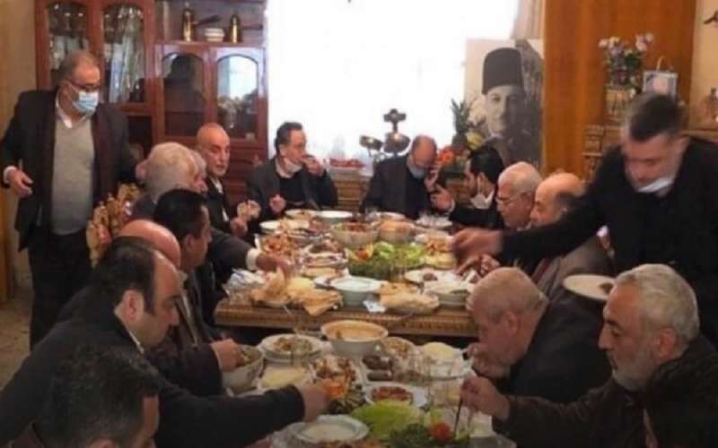 وزير صحة لبنان يستفز المواطنين ..