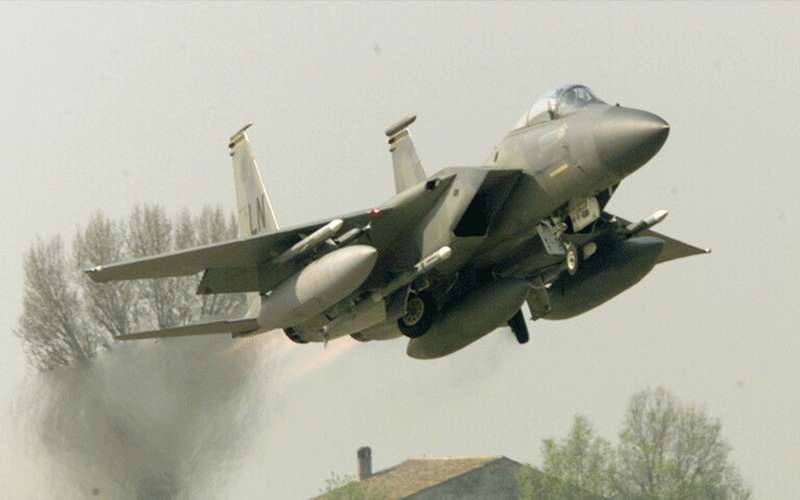 قلق تركي من إرسال السعودية طائرات