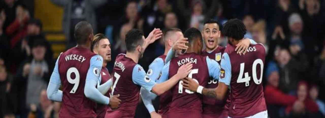 استون فيلا يواجه ليفربول بلاعبين شباب