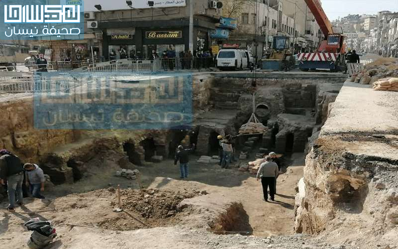 بدء تغطية وطمر الآثار المكتشفة في