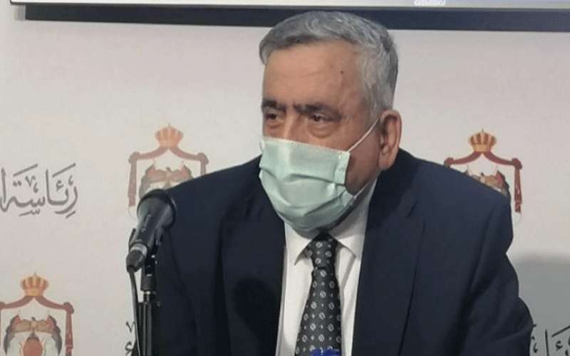 عبيدات يعمم بفتح باب الإقامة أمام