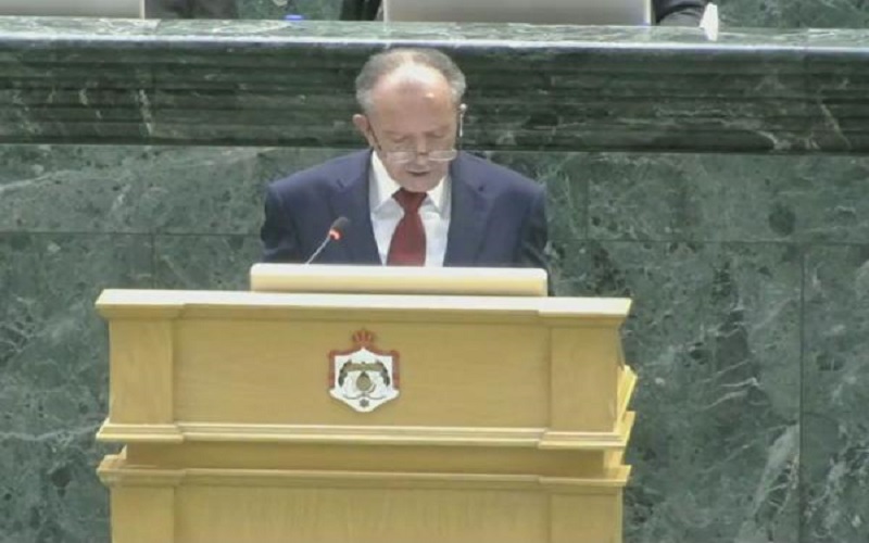 العدوان يطالب بدعم الاعلام الالكتروني