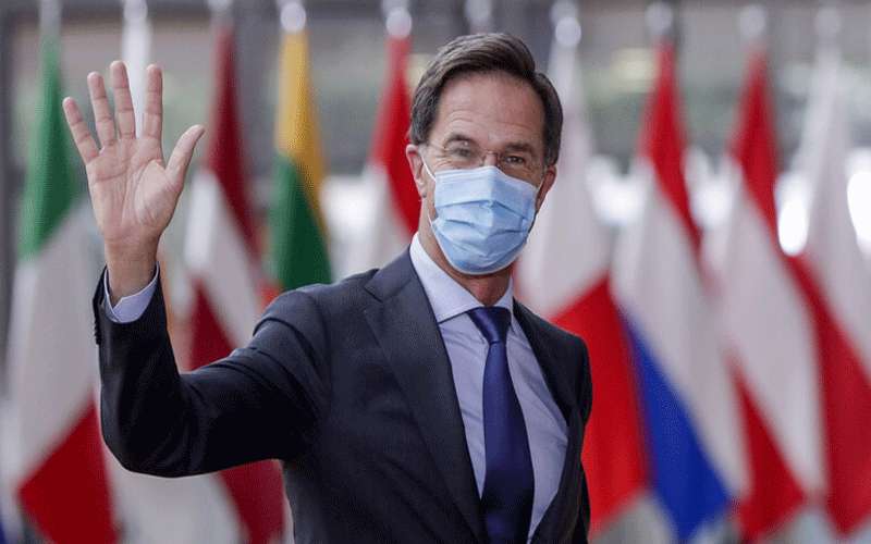 فضيحة معونات خاصة برعاية الأطفال تطيح