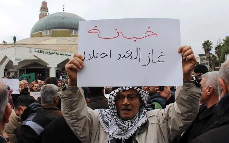 مطالب بإحالة اتفاقية الغاز للتحكيم الدولي