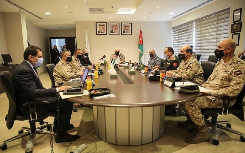 الحنيطي يؤكد دعم الصناعات الدفاعية العسكرية