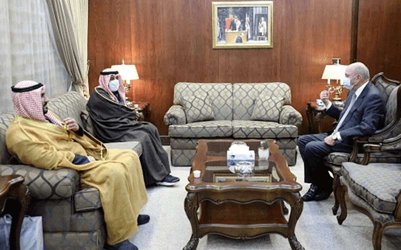 الفايز يلتقي الديحاني