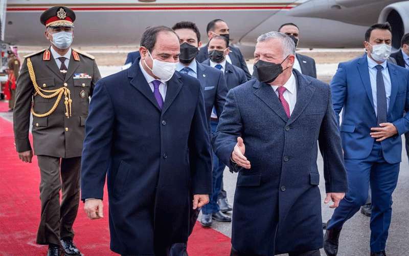 السيسي يصل الأردن