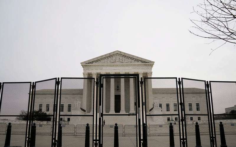 الولايات المتحدة.. إخلاء المحكمة العليا بسبب
