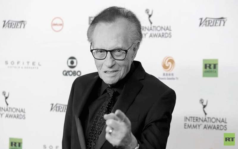 وفاة المذيع الأسطوري لاري كينغ