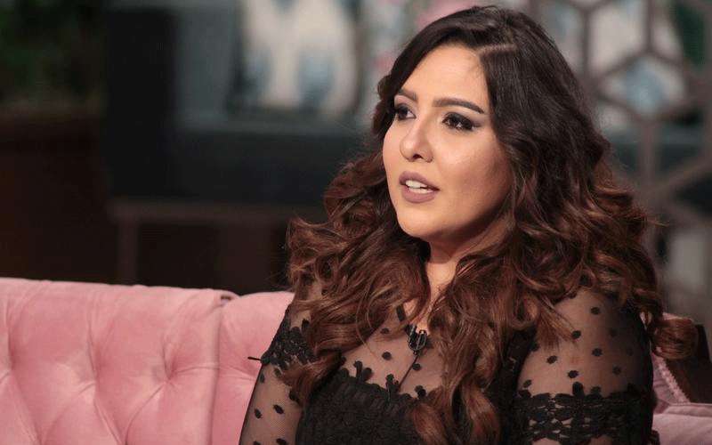 مي كساب: الزوج ضروري يخضع للمراقبة