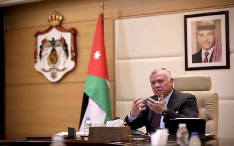الملك: نجاح أي وزير بالتواصل مع