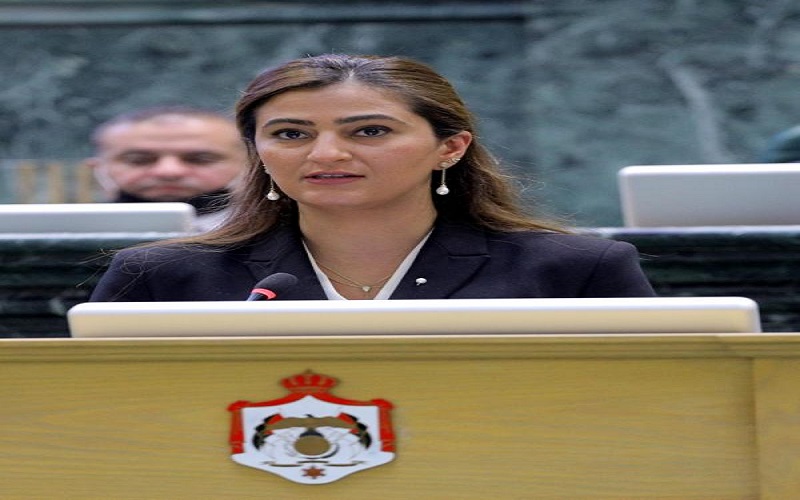 البشير: تطالب بالحد من البيروقراطية القابعة