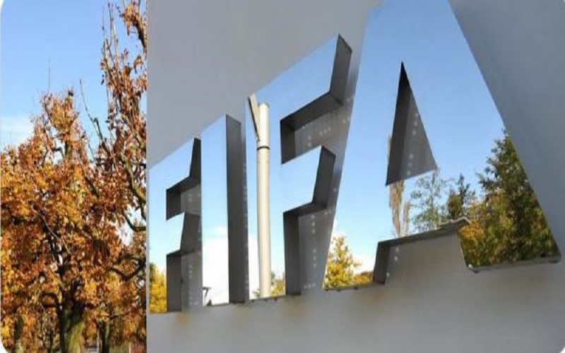 فيفا يطلق برنامجا لحماية اللاعبين في