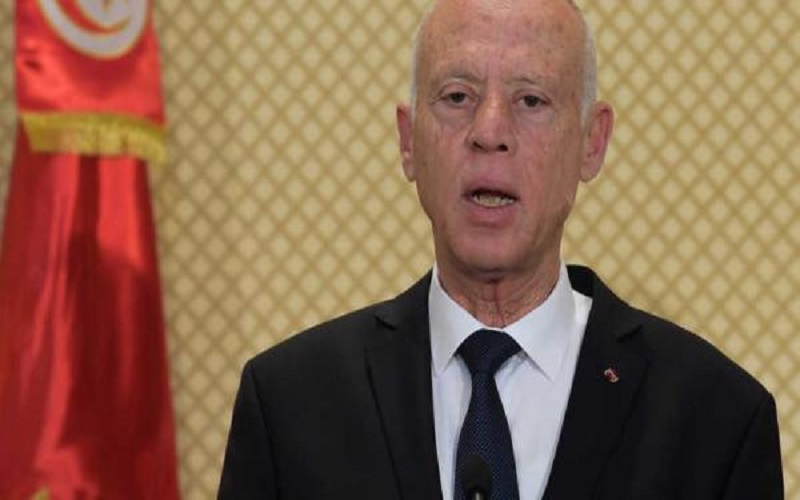 تونس تكشف تفاصيل الظرف المشبوه وما