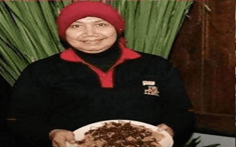 وفاة أم الإندومي مبتكرة نكهات الشعرية